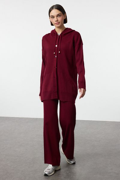 Trendyol Modest Burgunderrotes, übergroßes Strick-Oberteil-Set mit Kapuze TCTAW25US00022
