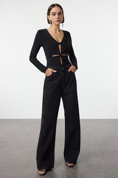 Trendyol Collection Black Cut Out/Window Detail Snap Fastener Knitted Body Tpraw25Bd00017