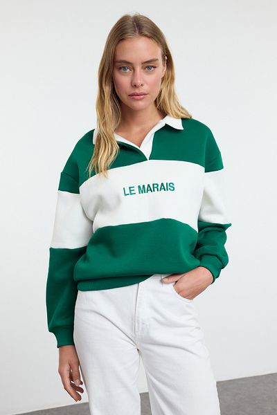 Trendyol Collection Σμαραγδένιο πράσινο κεντημένο φούτερ με λαιμόκοψη - χοντρό φλις, κανονική εφαρμογή TWOAW24SW00397