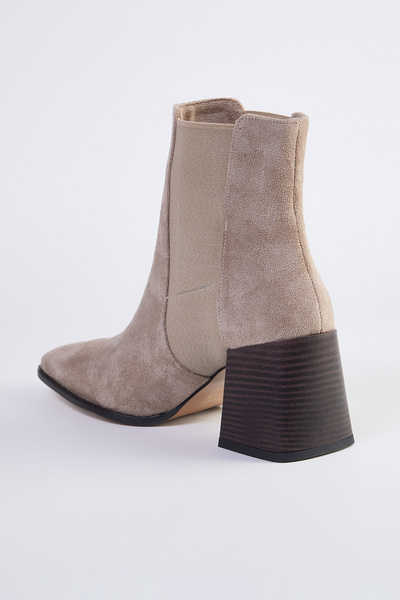 TRENDYOL SHOES Norkové boty na silném podpatku Takaw25Bo00057