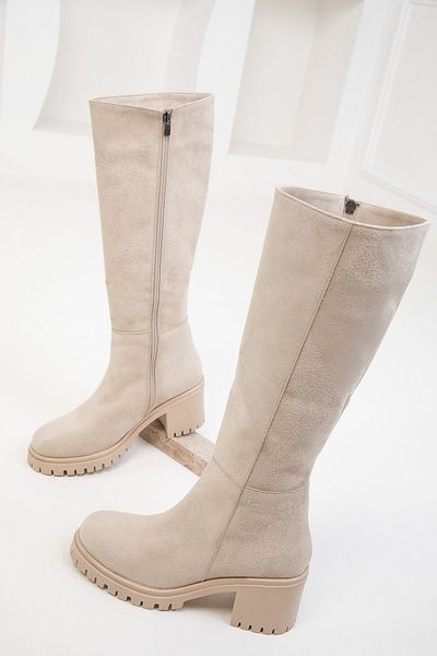SOHO Damenstiefel aus Wildleder 19835 – Nude