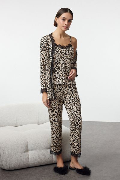 Trendyol Collection 3er-Pack gerippte Pyjamas mit Leopardenmuster – Schnürung und Spitze, Seilbänder THMAW25PT00214