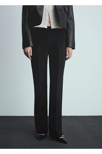 MANGO Woman Ausgestellte Hose mit niedriger Taille