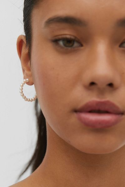 Stradivarius Set of 6 pairs of pearl bead hoop earrings