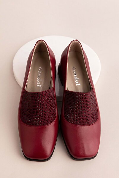 Gondol Hakiki Deri Kısa Topuklu Taş Detaylı Topuklu Ayakkabı Vdt.142