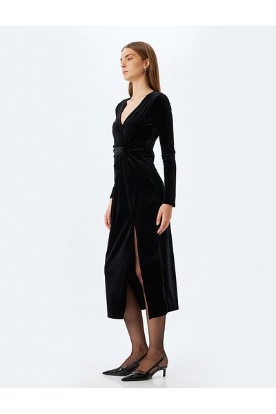 Koton Μακρύ βελούδινο φόρεμα Slim Fit V λαιμόκοψη μακρυμάνικο με λεπτομέρεια με σκίσιμο
