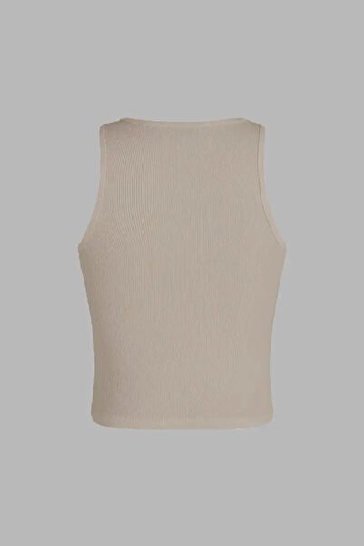 Hiccup Button Detailed Crop Top