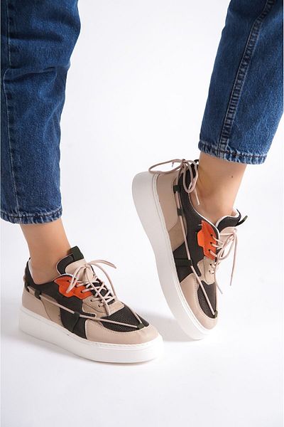 BESKAR Zoes Nude Suede Πράσινα Λεπτομερή Lace Up Sneakers