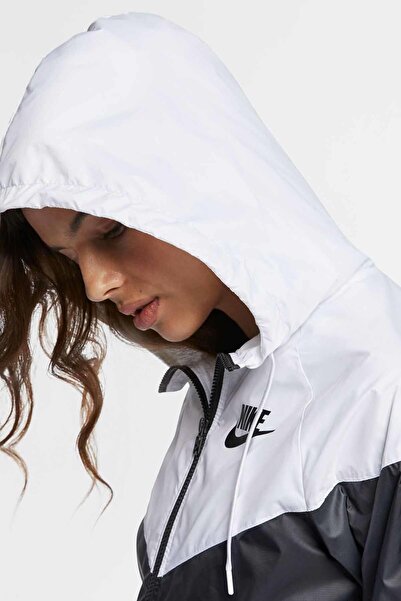 Nike Γυναικείο μπουφάν Windrunner Γυναικείο μπουφάν AR3092-010-ΜΑΥΡΟ-BYZ