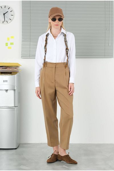 HEQA Pantaloni morcovi largi de culoare maro lapte