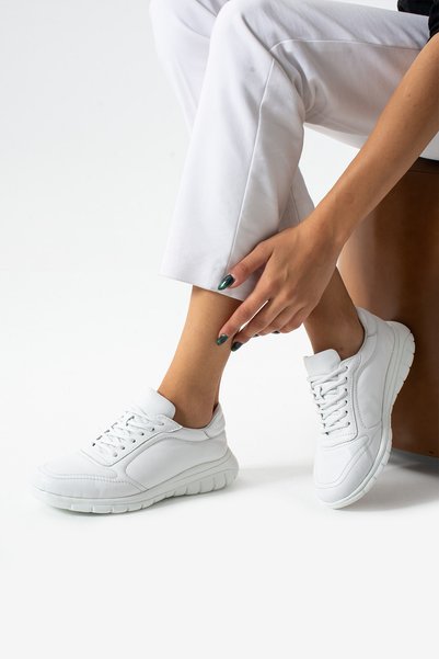Golder Genuine Leather Women's Casual Sneakers