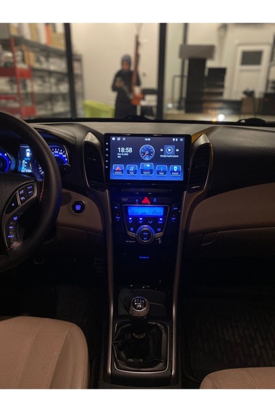 NAVECRON HYUNDAI I30 2012-16 UYUMLU ANDROID MULTİMEDYA GERÇEK 2/32 KABLOSUZ CARPLAY GERİ GÖRÜŞ KAMERALI