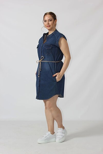 Moda Berray Kemer Detaylı Düğmeli Sıfır Yaka Dizüstü Kot Elbise