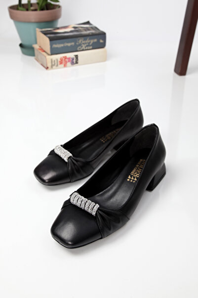 CLOVER SHOES Stone Detailed Women's Heeled Shoes