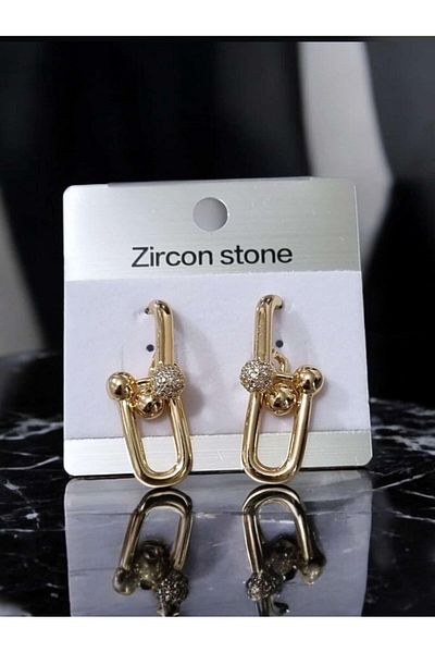 Perry Accesories نموذج عتيق من الزركون المقاوم للتشويه، أقراط ذهبية من الفولاذ بتصميم مخصص