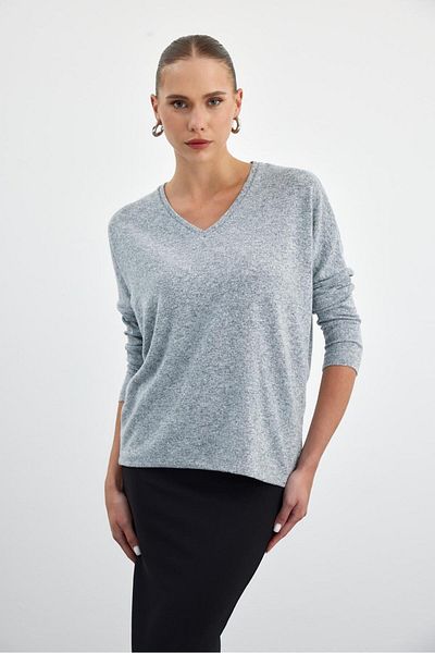 Tuba Butik Soft Textured V-Neck Gray Long Sleeve Blouse