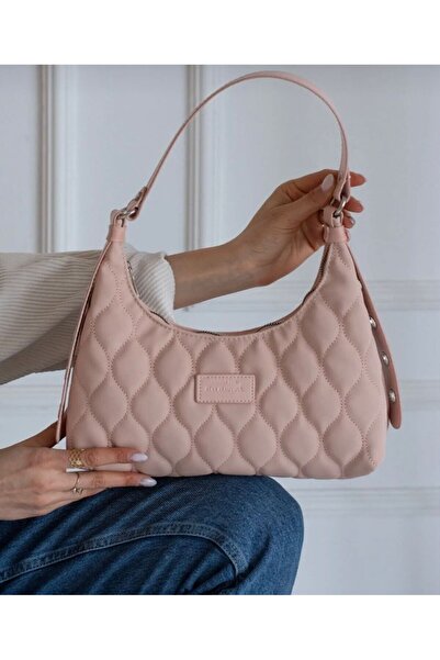 gorgitino Kadın Siyah Kapitone Desenli Baget El ve Omuz Çantası