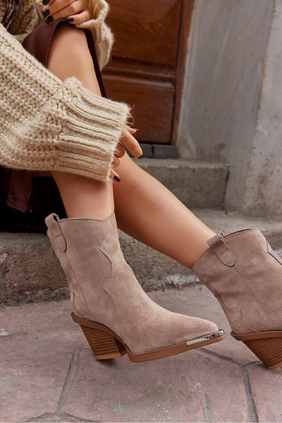 NILUFARR Μπότες καουμπόη με τακούνι Harvey Beige Suede από γνήσιο δέρμα