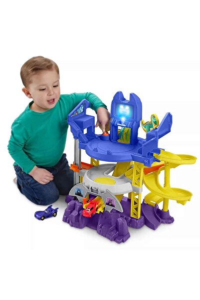 FISHER PRICE Sesli ve Işıklı Batwheels Batcave Yarışı HNB11