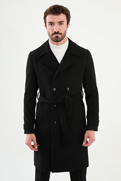 Mcr Pointed Collar Coat