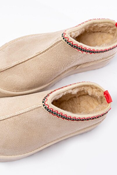 Aymood NDR-2888 Γυναικείες καθημερινές παντόφλες με μπεζ σουέντ με γούνα εσωτερικά και κλειστά δάχτυλα