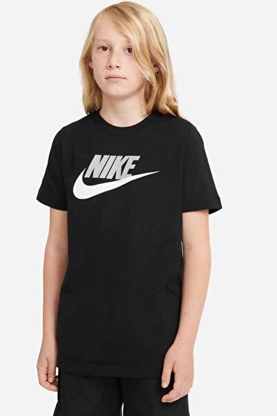 Nike Sportswear Big Kids' Cotton T-Shirt Çocuk Tişört AR5252-013-Siyah