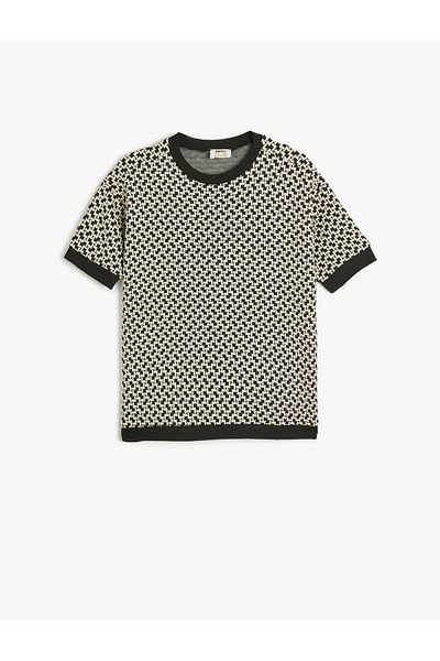 Koton Gestricktes Jacquard-Kurzarm-Sweatshirt mit Rundhalsausschnitt