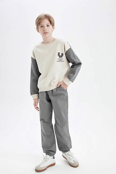 DeFacto Boy's Gabardine Jogger Pants - Pockets, Elastic Waist and Legs C7577A824Wn