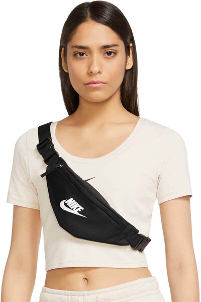Nike حقيبة خصر للجنسين من هيريتاج S DB0488-010-أسود