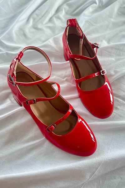 Shoebutik Pantofi cu toc de damă din piele lacuită roșie Charlize cu trei dungi