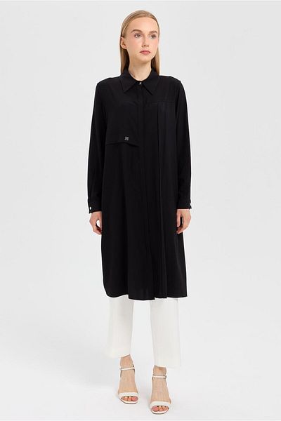 Esswaap Black Long Saviour Tunic - Sewing and Crest Detail