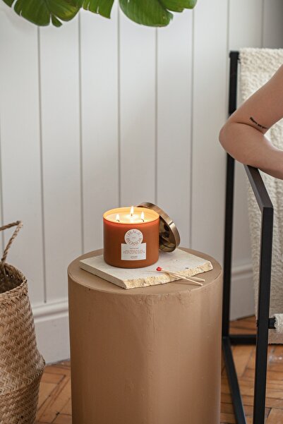 Echoes Candle & Scent Lab. Peach Blossom Kokulu Büyük Boy Doğal Mum 600 Gr