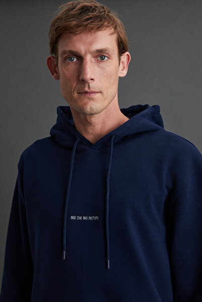 GRIMELANGE Pánská mikina v námořnické modré – detailní výšivka, s kapucí, se šňůrou, měkká světlá tkanina