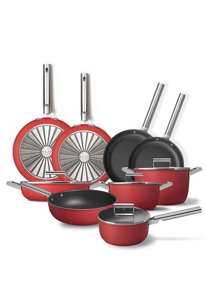 SMEG 50s Red Plus 9-Piece Pot and Pan Set