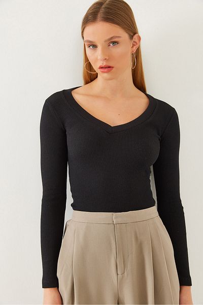 Bianco Lucci Women's V-Neck Long Sleeve Camisole Blouse 2412 60351049