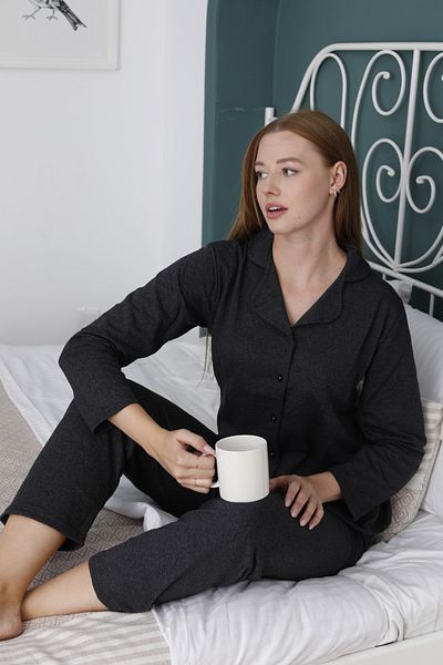 Sude HOMEWEAR Women's Anthracite (Winter) Shirt Collar Pajamas Set