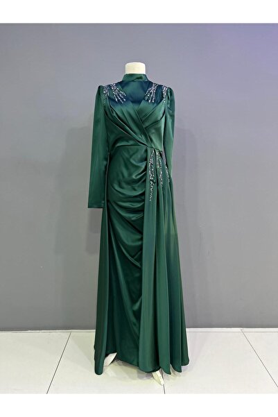 miss Elegans فستان سهرة بتفاصيل حجر الساتان الأخضر