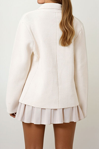 VAGGON Women's Cream Pearl Buttoned Stitching Detailed Woven Knitwear Jacket Prm1150