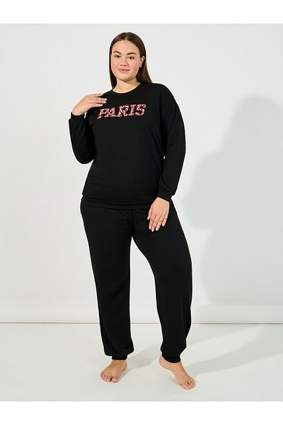 Styli Plus Size Leopard Paris Slogan Sweatshirt & Jogger Lounge Set