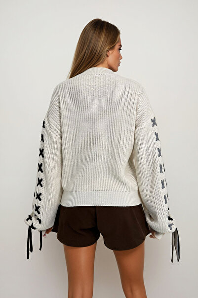 VAGGON Дамски екрю плетен пуловер с дантела, Prm1177