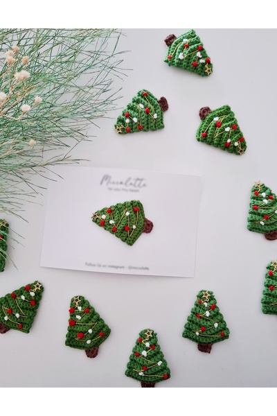 Miccolatte Hairless Baby Buckle, Christmas Buckle, Christmas Tree Hand Knitte...