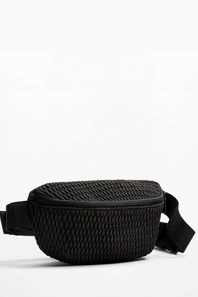 Oysho Water repellent dolgulu dokulu bel çantası