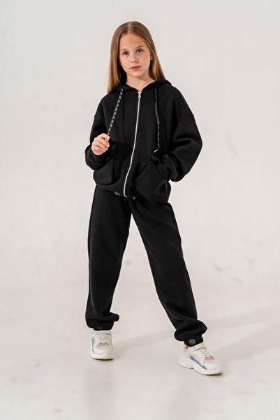 GİYİCEM ΚΟΡΙΤΣΙΔΑ RIBANASI ΓΡΑΜΜΕΝΗ ΦΟΡΜΑΝΑ ΤΡΩΝ ΚΛΩΝΩΝ ΦΕΡΜΟΥΑΡ