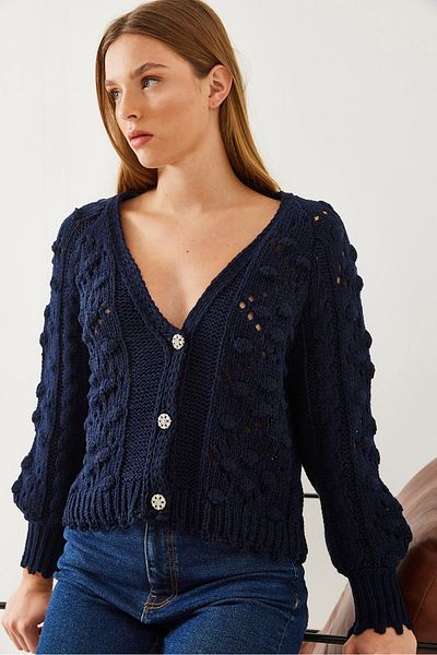 Bianco Lucci Damen-Strickjacke mit V-Ausschnitt, Pompom und drei Knöpfen 20246855