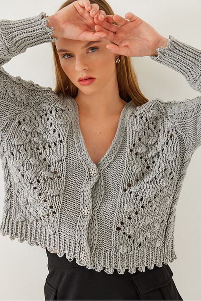 Bianco Lucci Women's V-Neck Pompom Three-Button Knitwear Cardigan 20246855