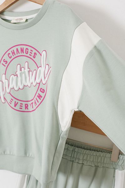 Cansın Mini Green Embossed Lettered Striped Girl's Tracksuit Set 17385