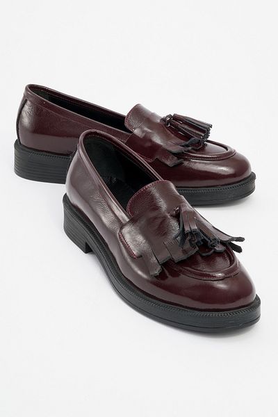 LuviShoes MILINA Damen-Loafer-Schuhe aus bordeauxrotem Lackleder mit Quasten und Quasten