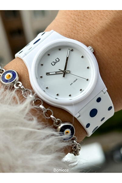 Q&Q White Silicone Cord, 10 Bar Waterproof (Pool, Sea Suitable) Polka Dot Women's Wristwatch
