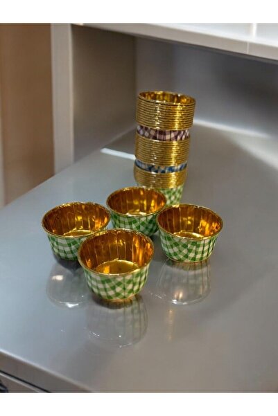 LASAGNA STORE 12 Colored Muffin Cake Capsules - Molded Cakes