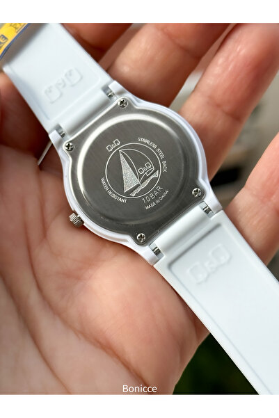 Q&Q White Silicone Cord, 10 Bar Waterproof (Pool, Sea Suitable) Polka Dot Women's Wristwatch